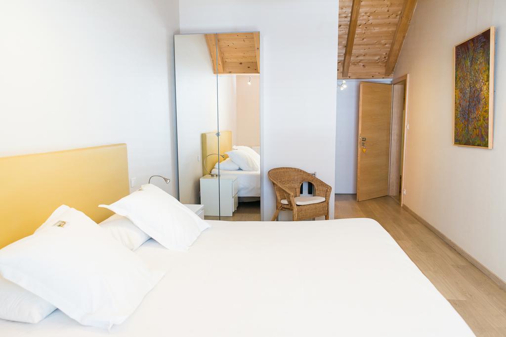 Ame De La Terre Bed & Breakfast Ruffey-lès-Échirey Eksteriør bilde