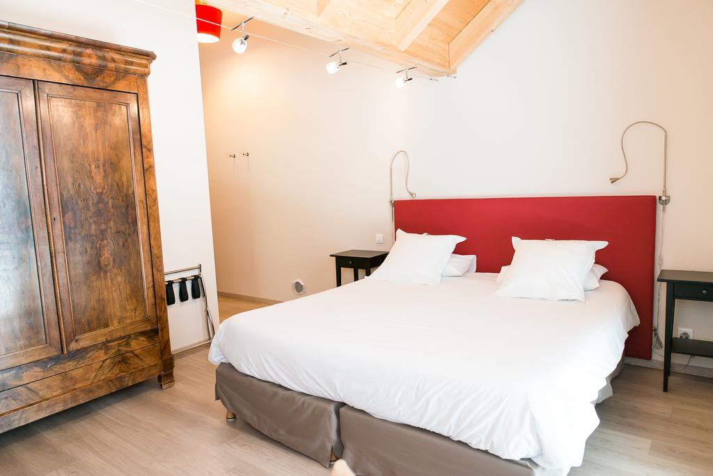 Ame De La Terre Bed & Breakfast Ruffey-lès-Échirey Rom bilde
